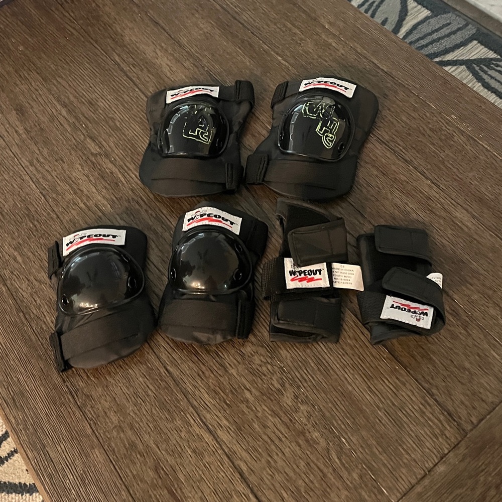 Kids Protective Gear Set - Black